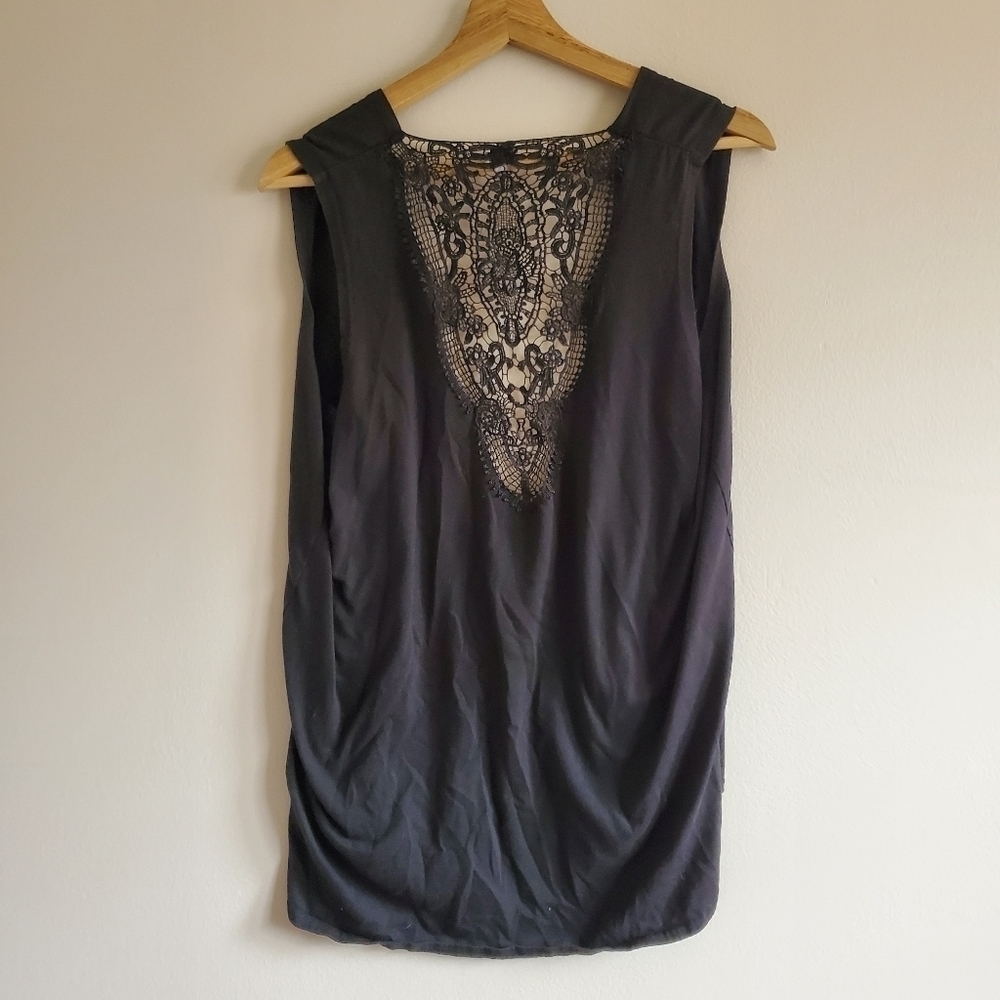 Keren Hart Top